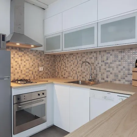 Apartment White *